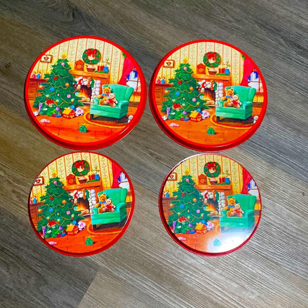 Burner cover set of 4 Great condition. Brand new but not in packaging